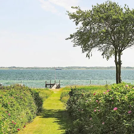 Дом отдыха 6 Person In Ebberup-by Traum