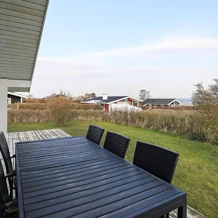 Дом отдыха 6 Person In Ebberup-by Traum